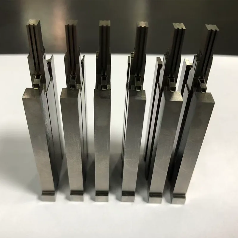 Dập khuôn kim loại